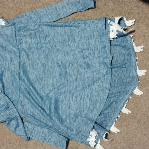 Off the shoulder, denim look blouse. - Picture 4 of 4